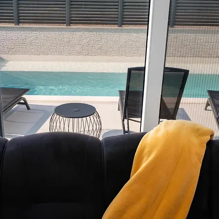 Appartement By Petar - Sun & Pool